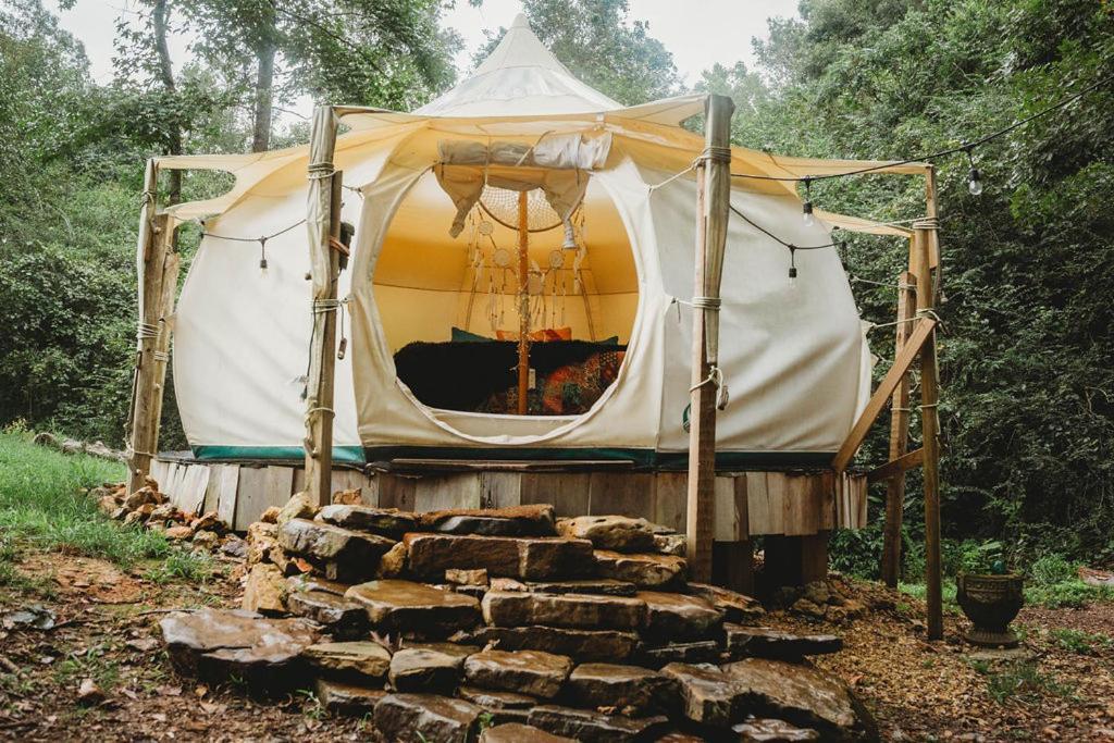 The Aries-A Stargazing, Luxury Glamping Tent Rogersville Exterior foto